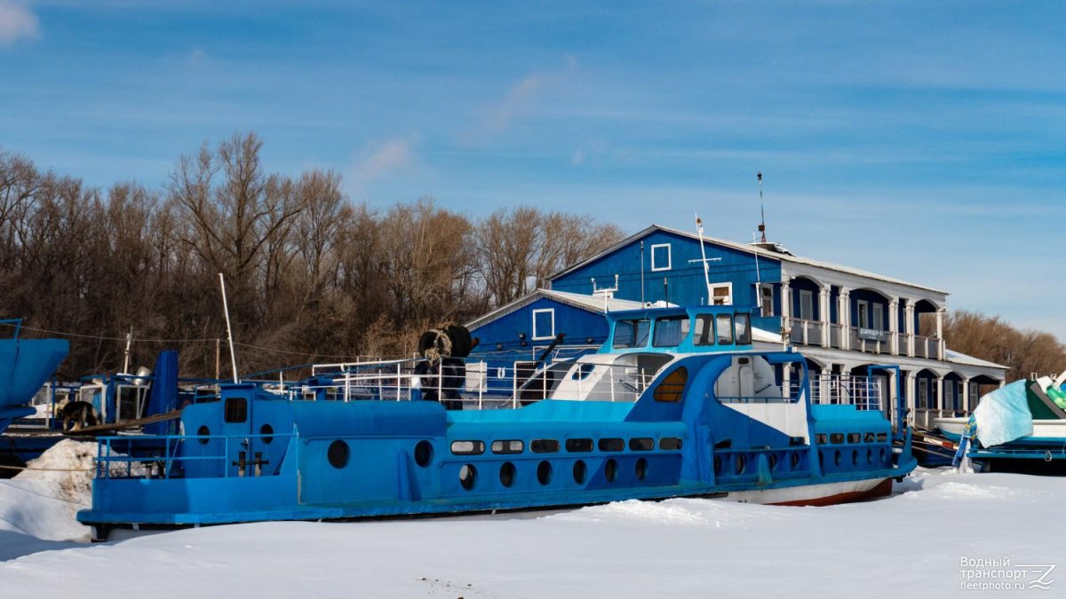 Теплоход Фотон