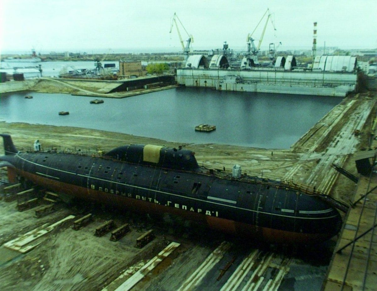 Подводная лодка к-335 «гепард».