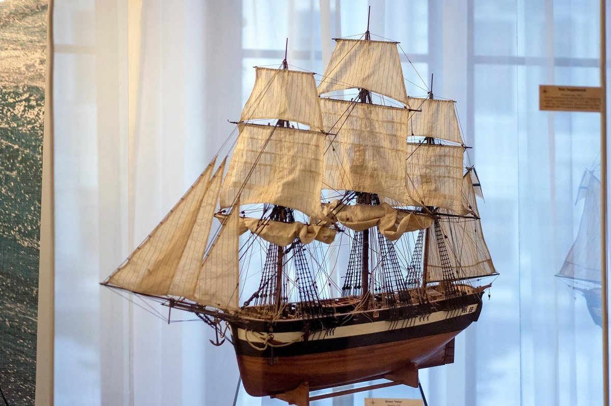 Шлюп Надежда Крузенштерна