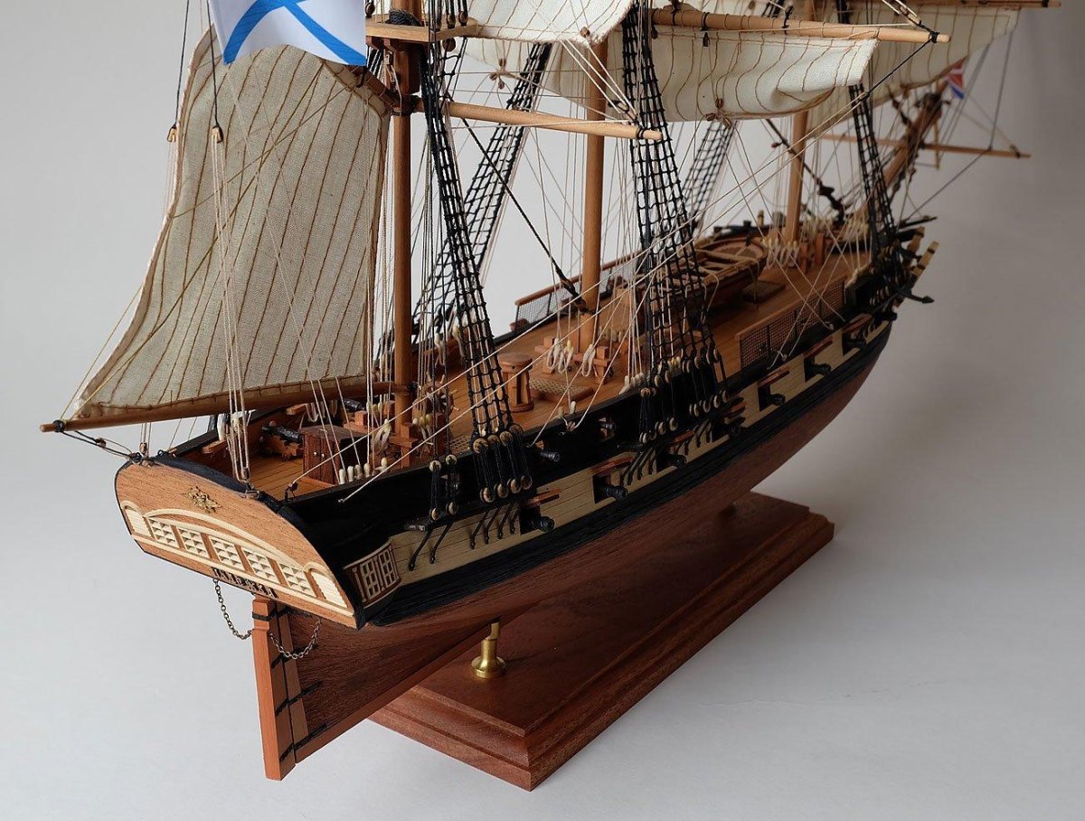 Шлюп Надежда 1803 г. модель корабль