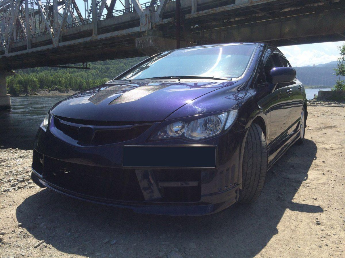 Бампер Цивик 4д