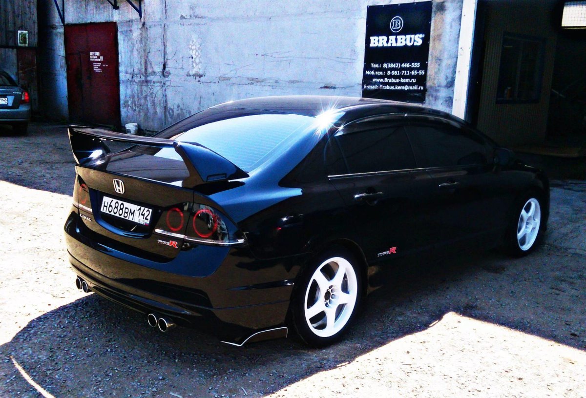 Honda Civic 4d сплиттер