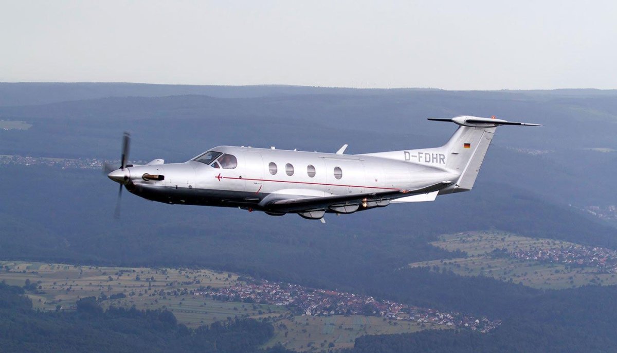 Пилатус ПС 12