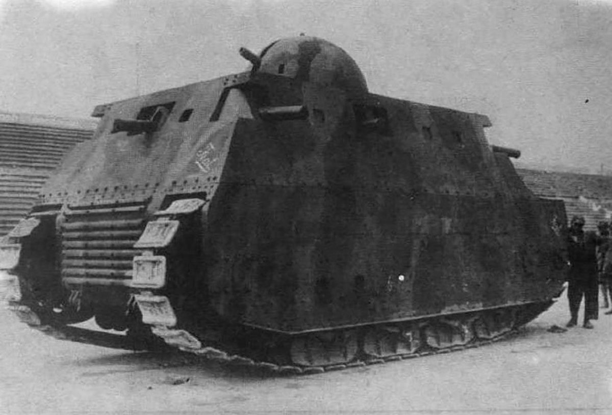 Тяжелый танк Фиат -2000