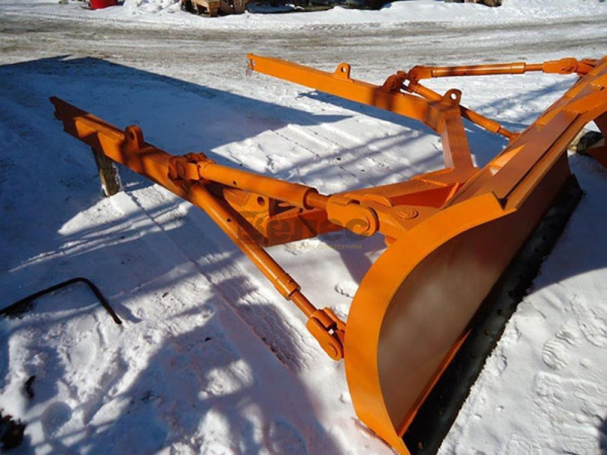 Поворотный отвал на ДТ 75