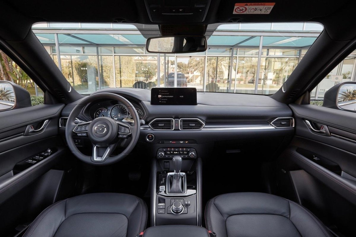 Porsche Cayenne 2021 салон