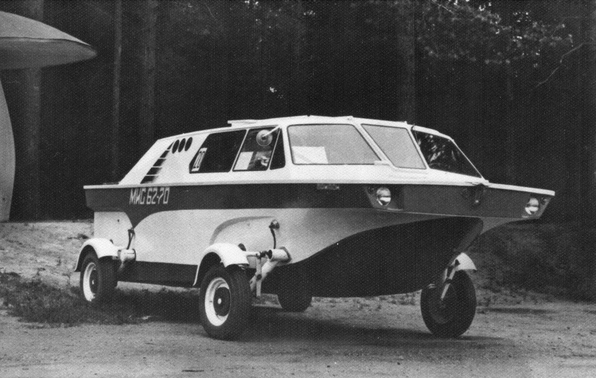 Автомобиль амфибия Тритон