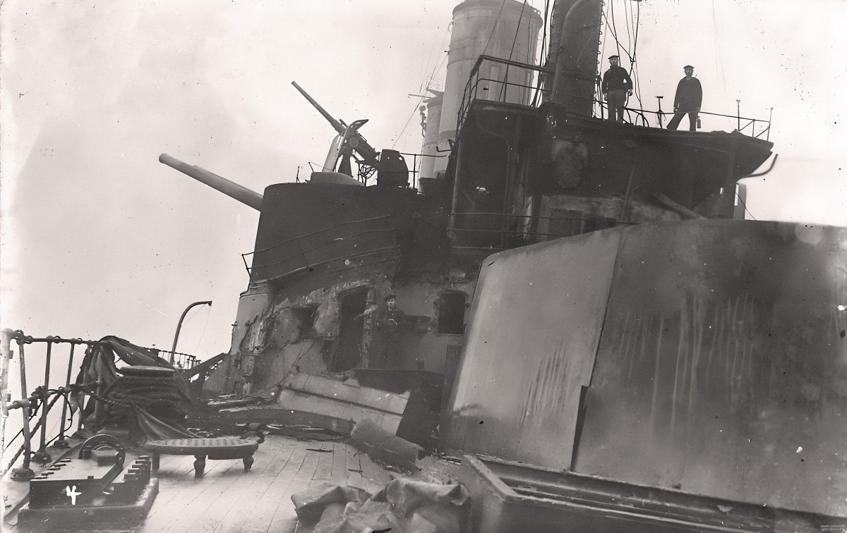 Линкор Слава Моонзунд