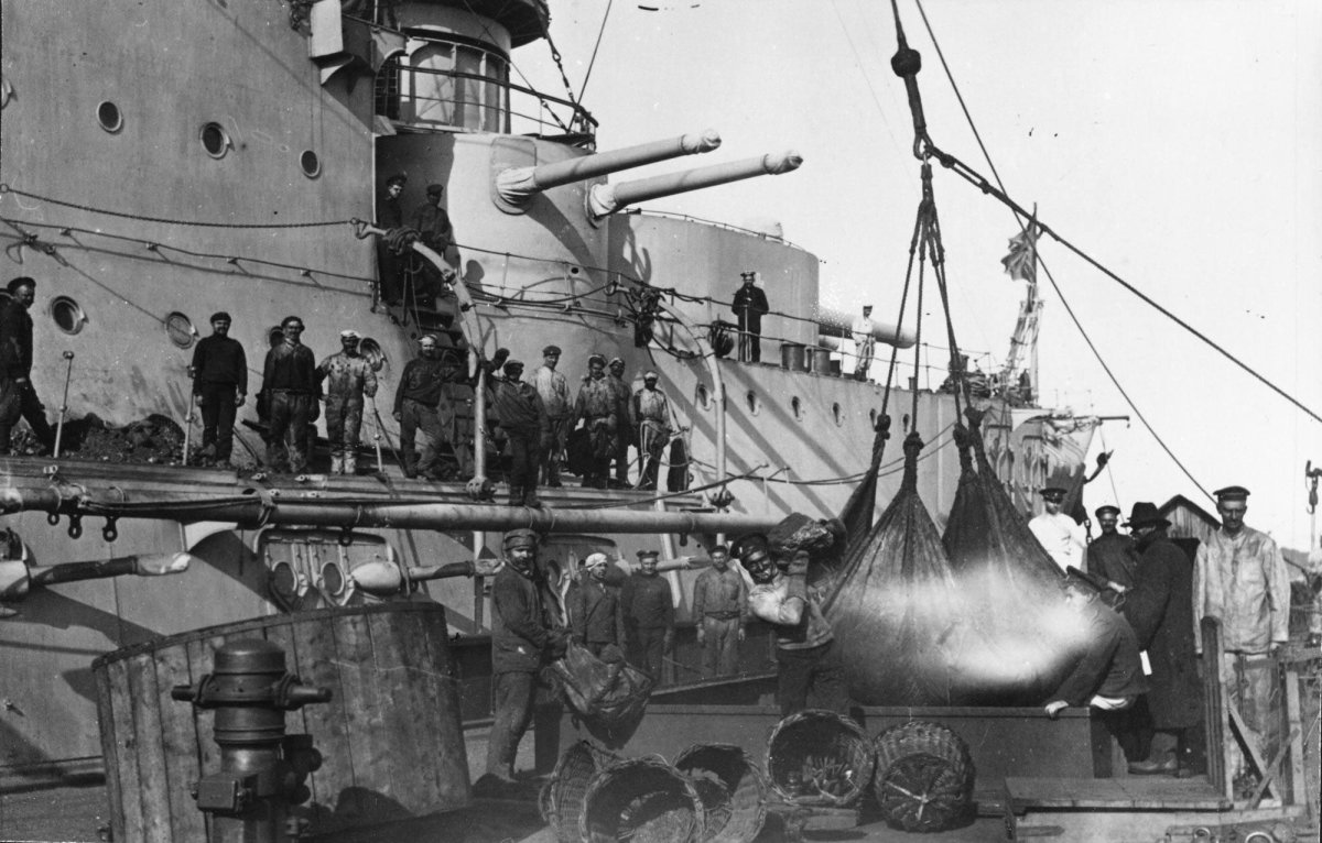 Остатки броненосца Слава