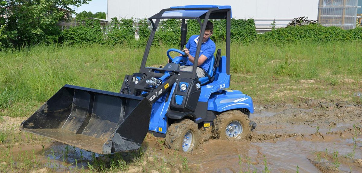 Мини-погрузчик MULTIONE 2.3