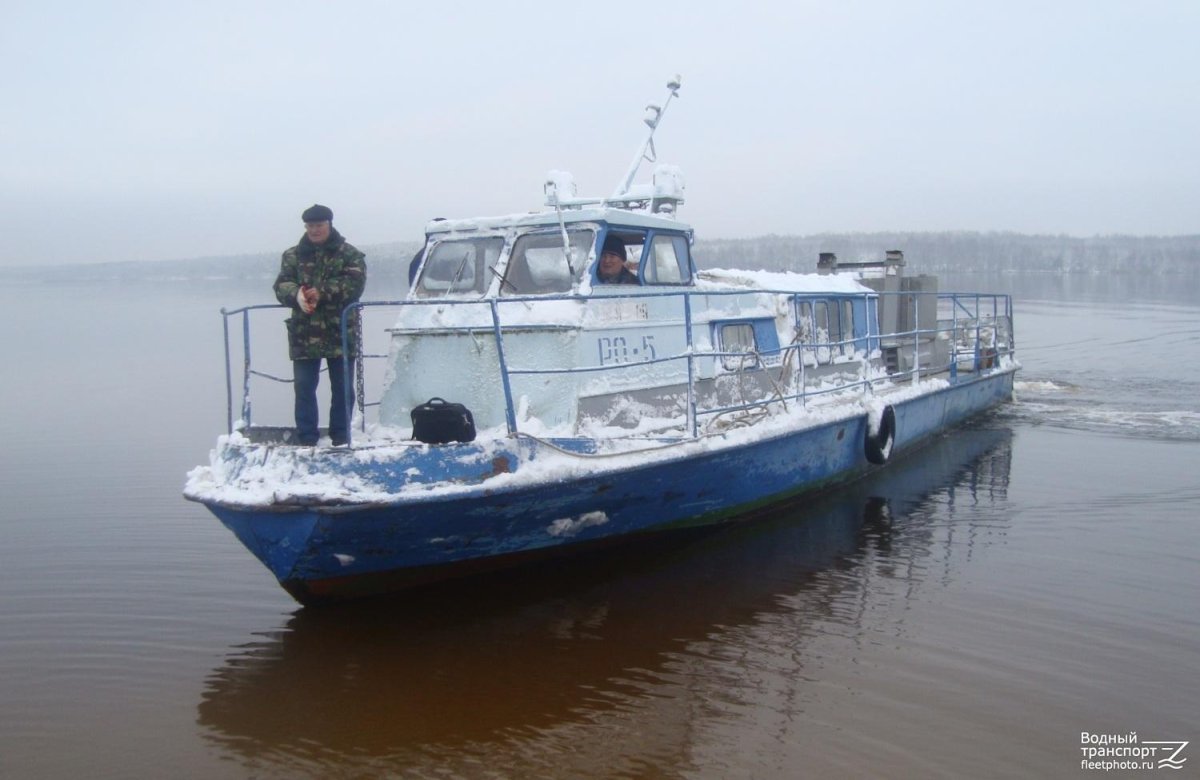 Разъездной водометный катер КС-110