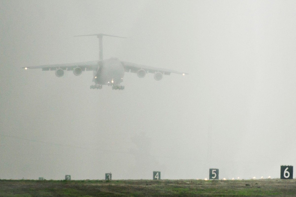 Самолет в тумане