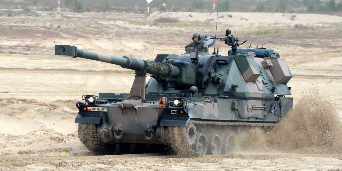 155-Мм САУ AHS Krab