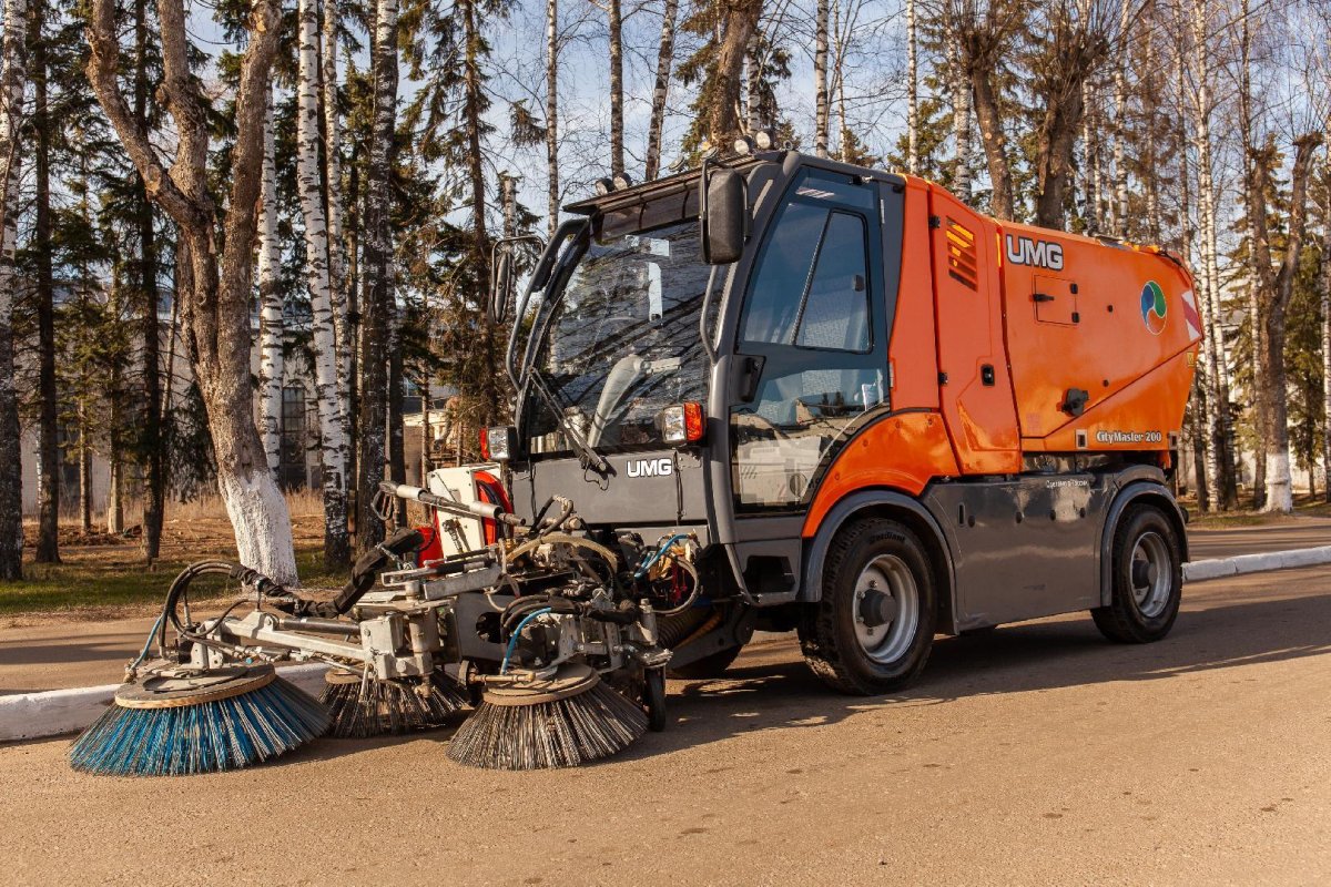 Км-2000 Коммунальная машина