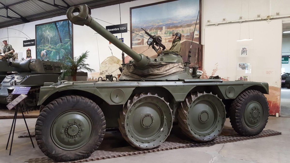 Panhard EBR 105
