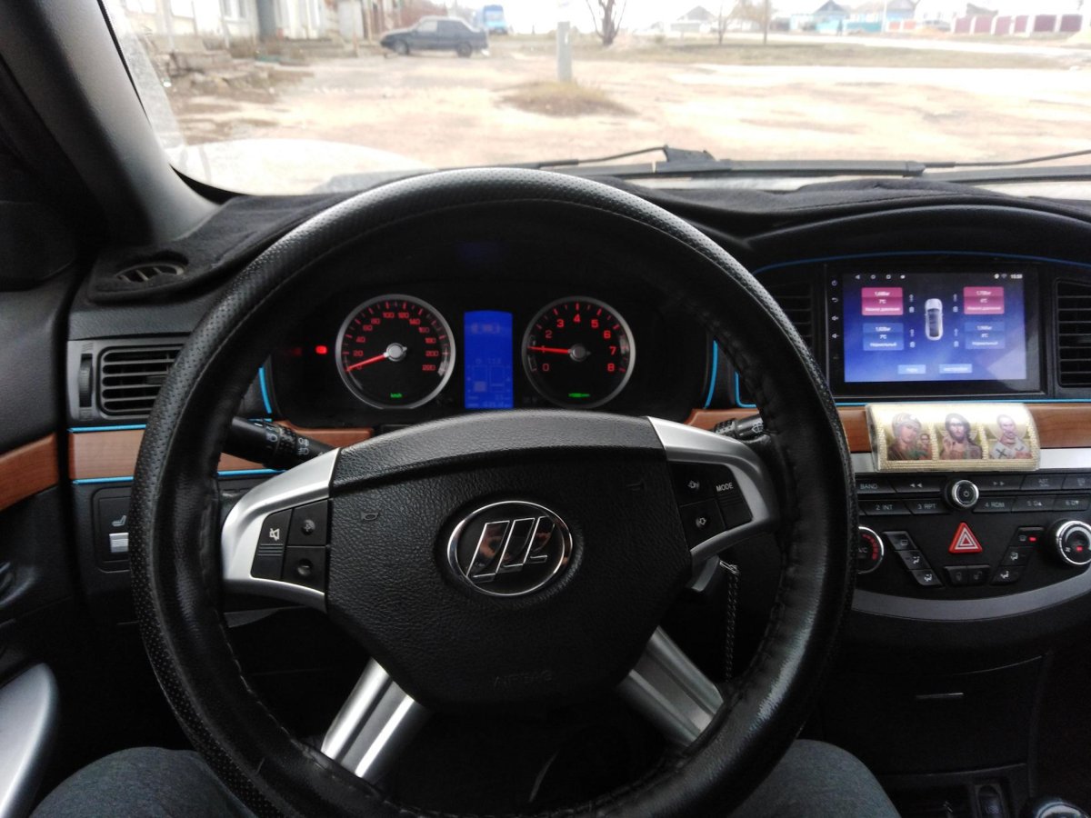 Lifan Solano 620 салон