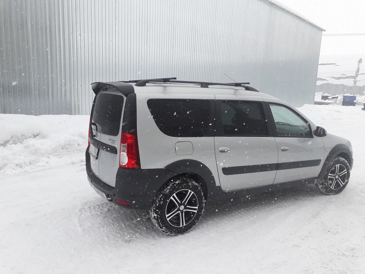 Спойлер на Лада Ларгус кросс