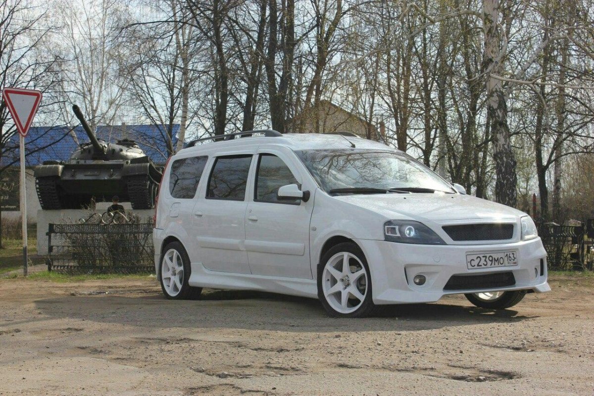 Лада Ларгус спорт кросс