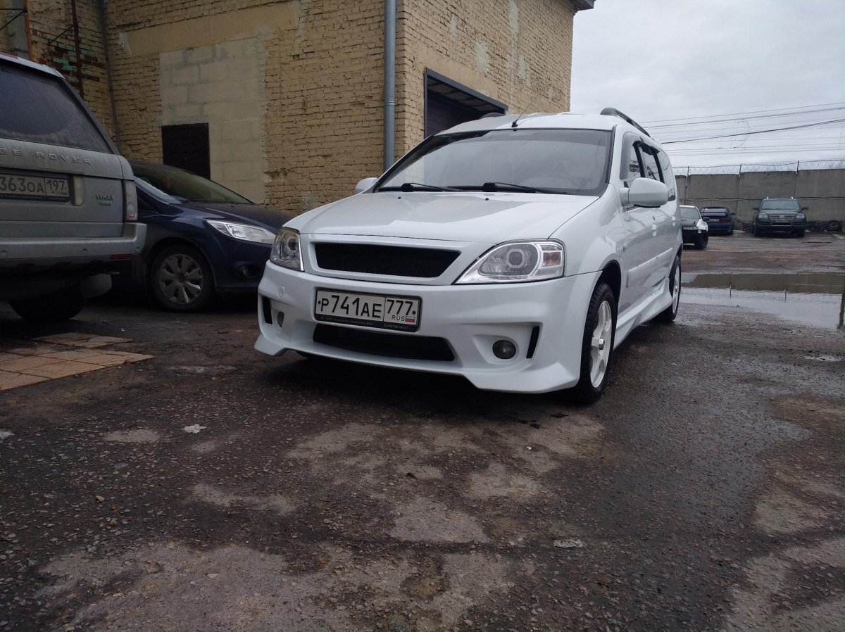 Лада Ларгус белый лебедь