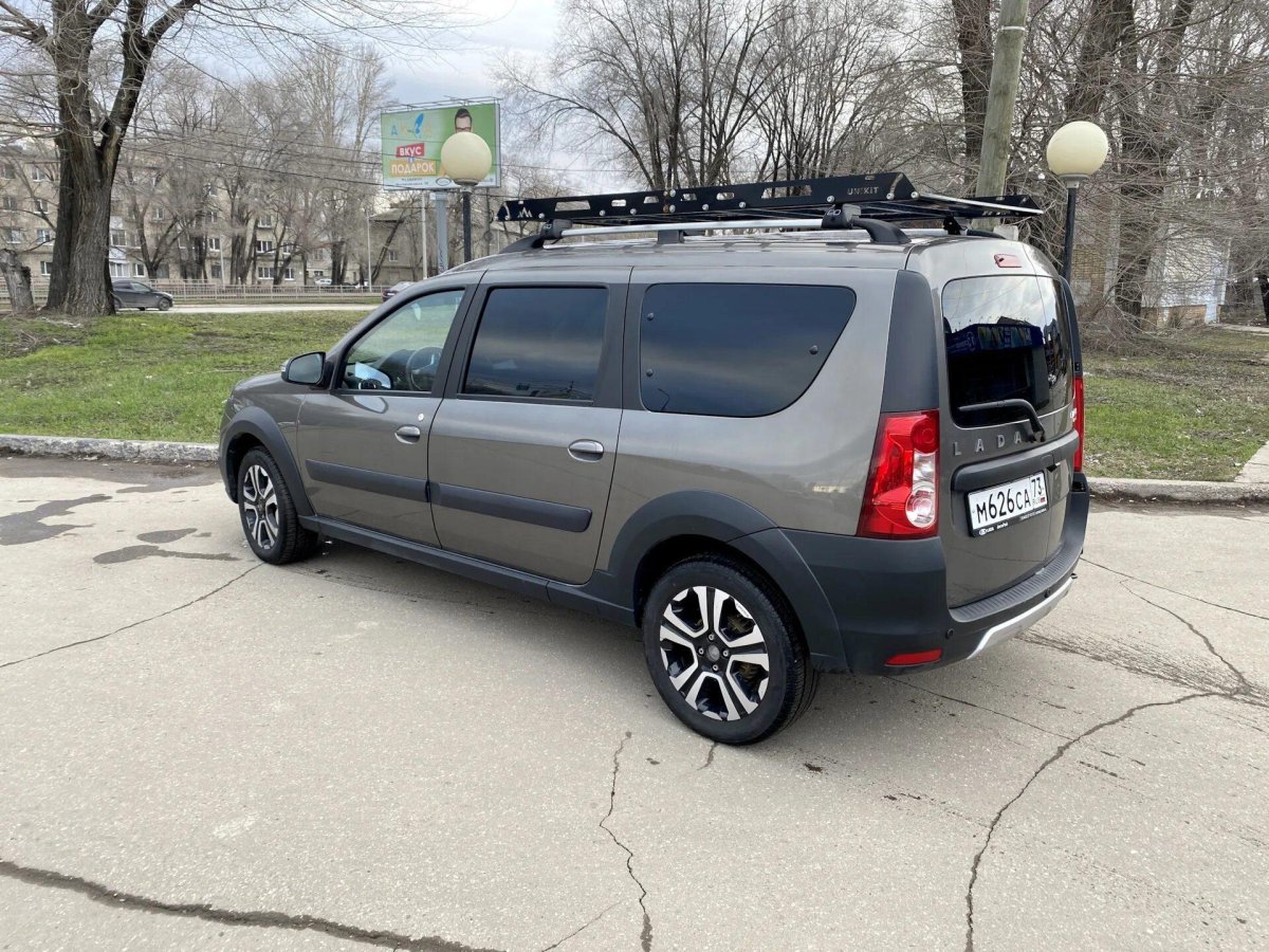 Тюнингованный Ларгус кросс