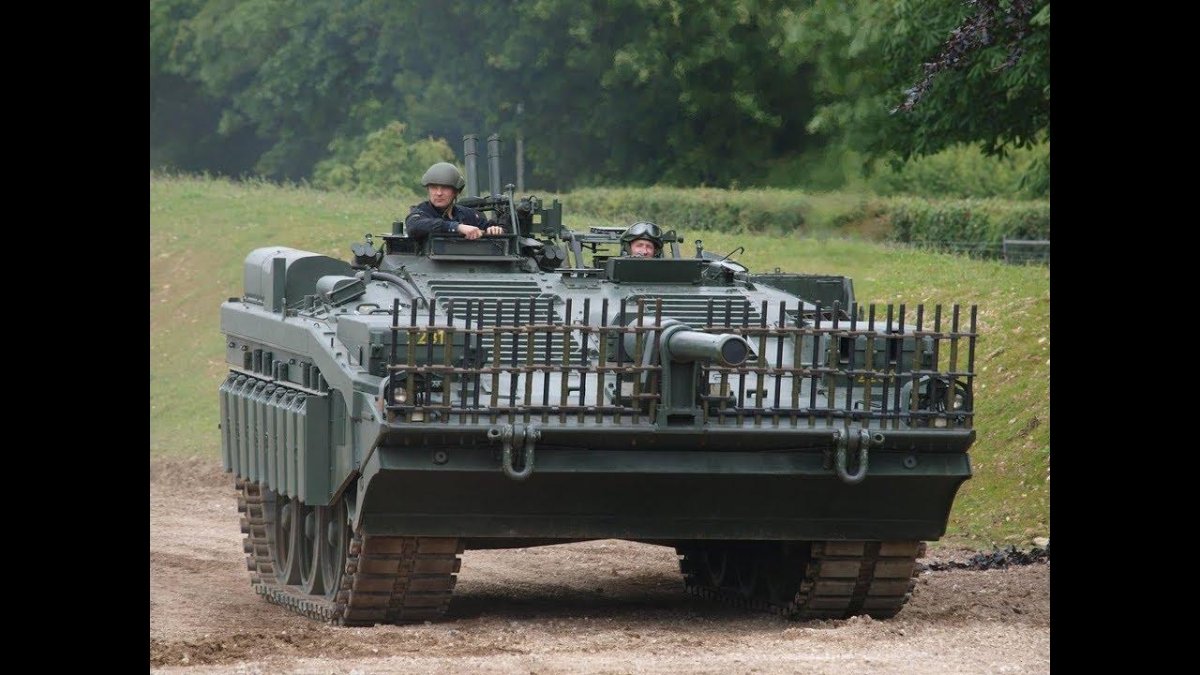 Танк шведский Strv 103b