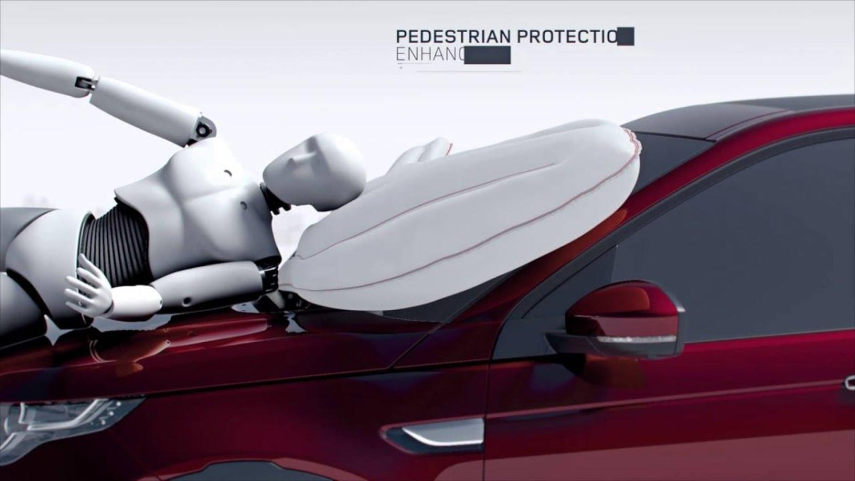 Подушка безопасности капота Вольво