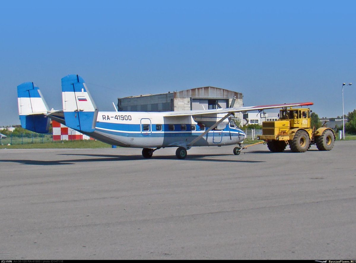 АН 28 самолет