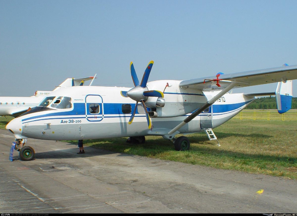 АН 38 100 АЛРОСА