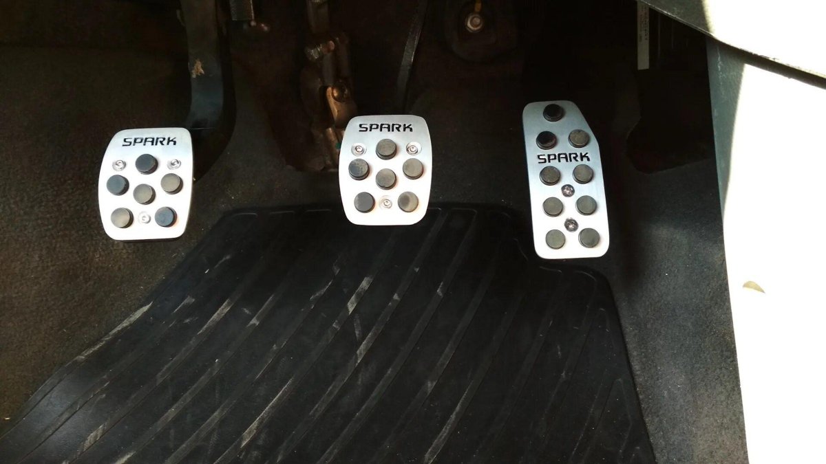 Накладки на педали Спарк м300