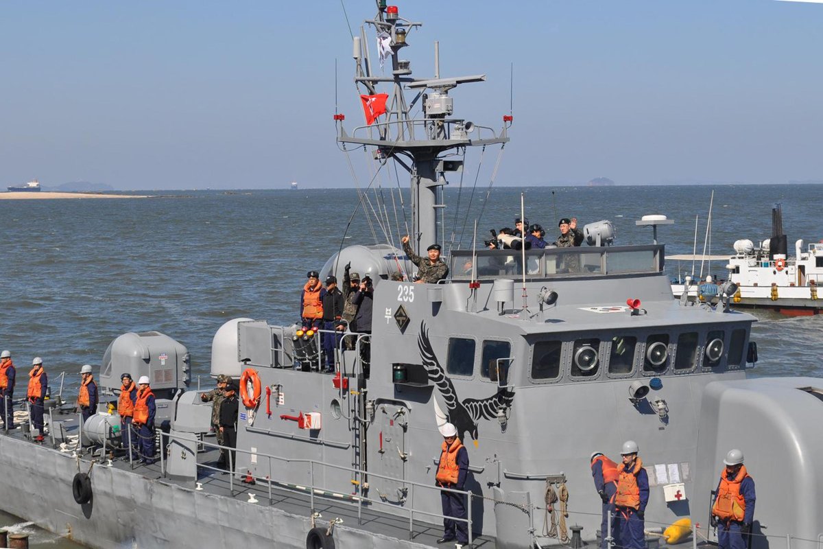 Корабль охраны Крымского