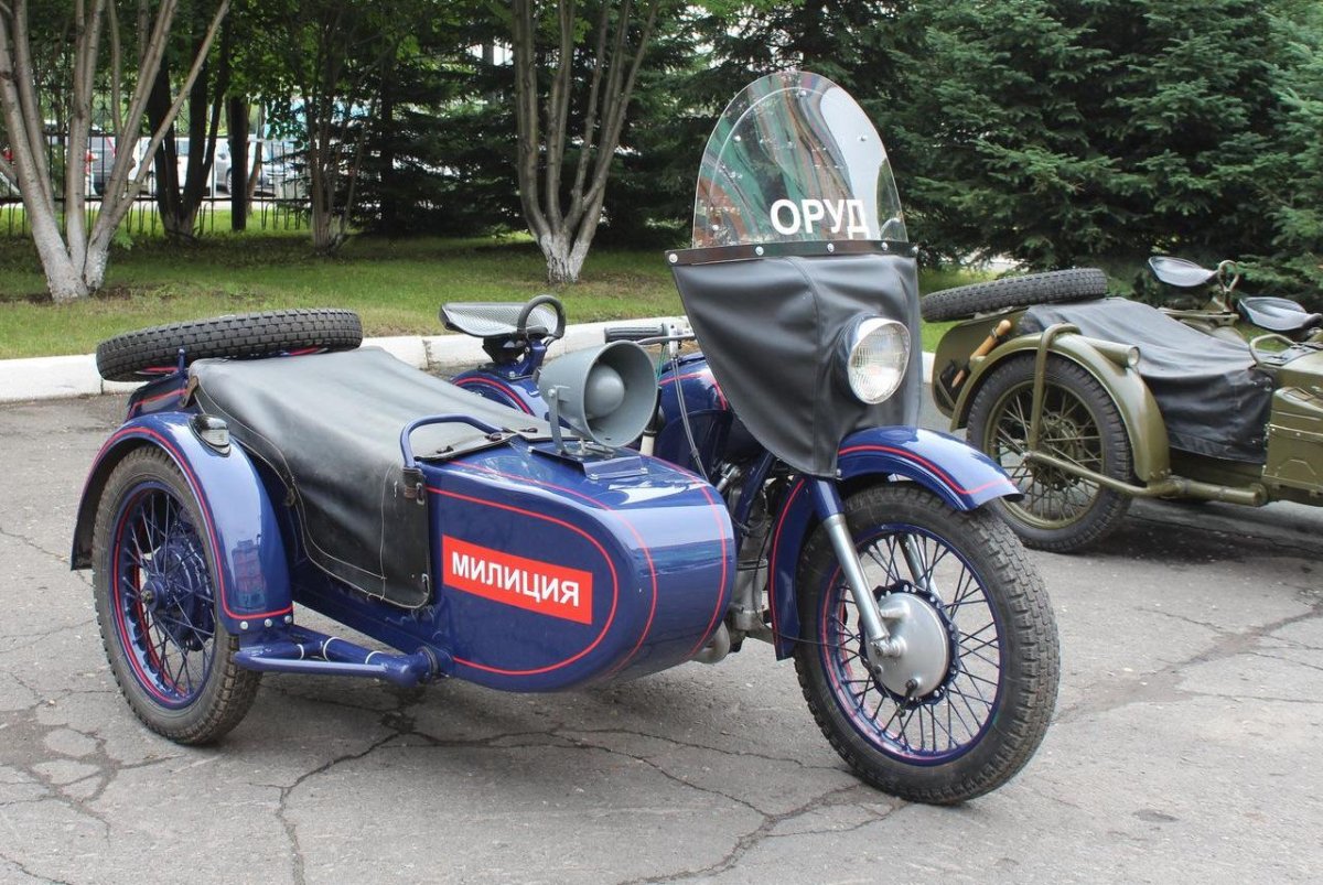Милицейский мотоцикл Урал м61