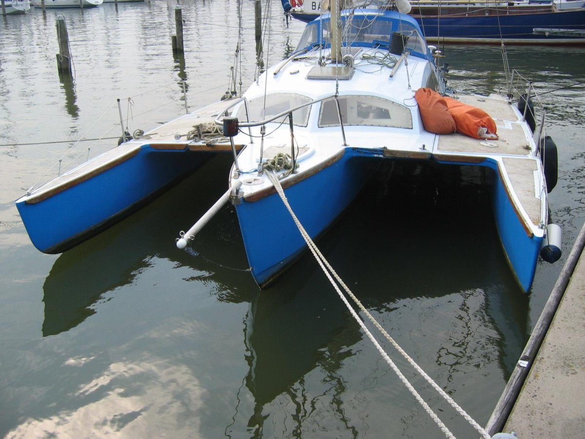 Тримаран Telstar