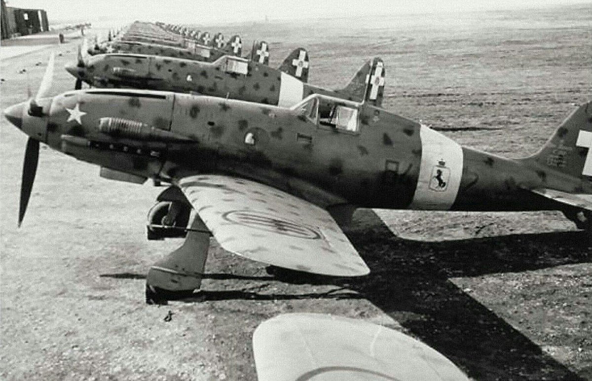 Истребитель Макки 202 Фольгоре