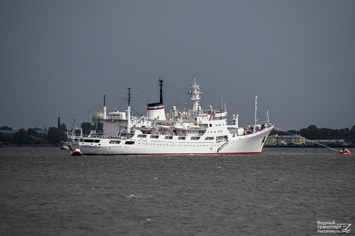 Адмирал Владимирский корабль