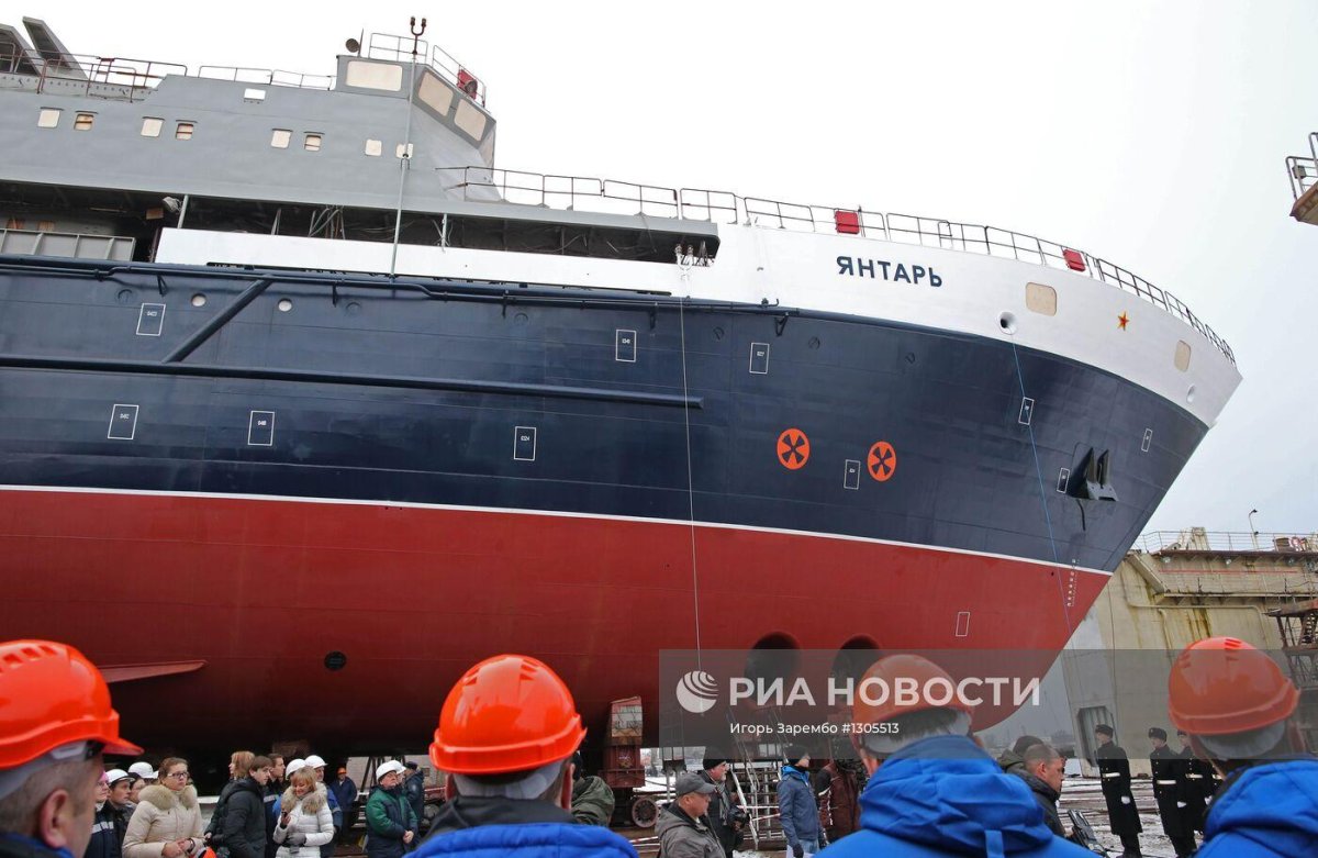 Океанографическое исследовательское судно «янтарь» проекта 22010