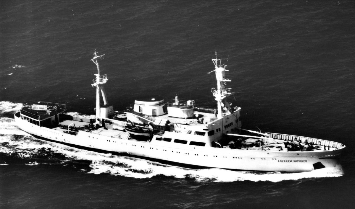 Экспедиционное океанографическое судно "Алексей Чириков" проекта 850