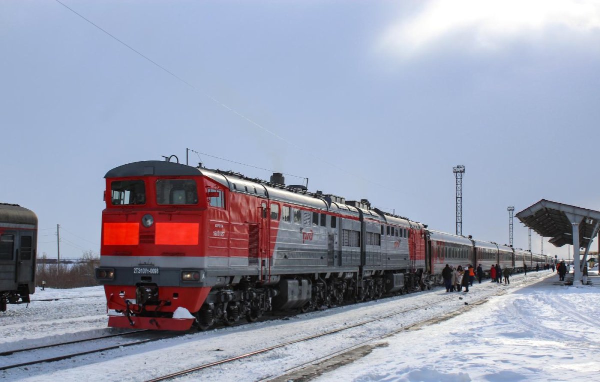 Лабытнанги поезд