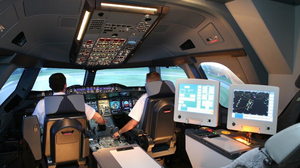 Авиатренажер 737