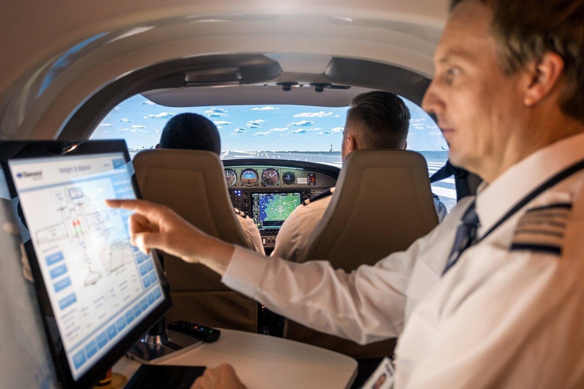 Авиатренажёр Diamond