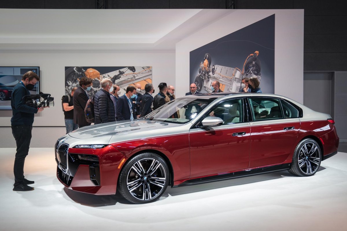 BMW i7 2023