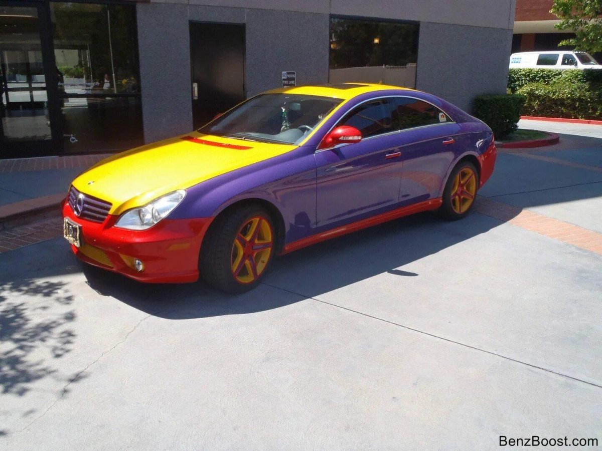 Мерседес CLS двухцветный