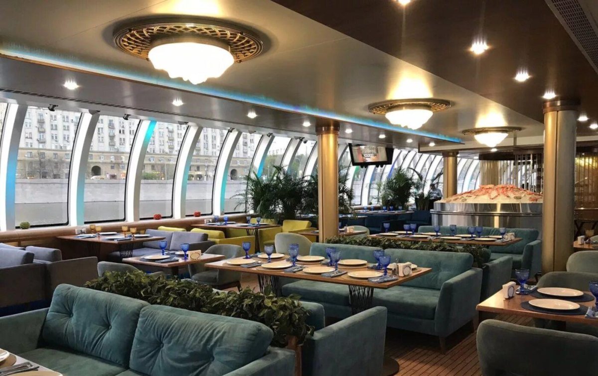 Яхта-ресторан Рэдиссон Ройал