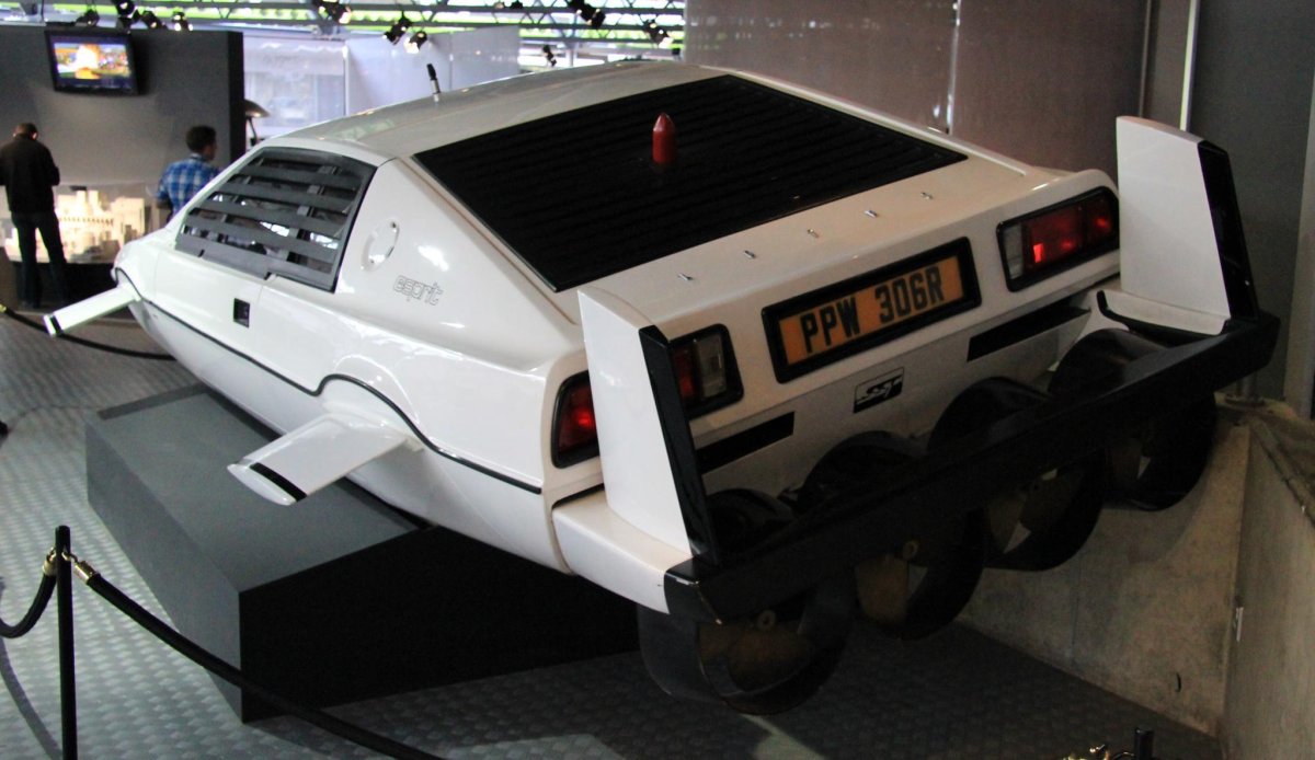 Lotus Esprit s1 Джеймса Бонда