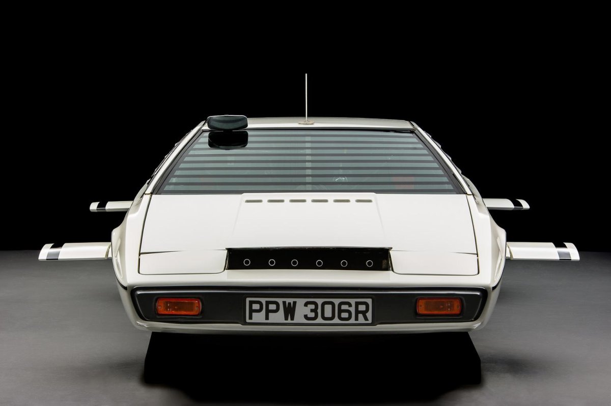 Lotus Esprit 007
