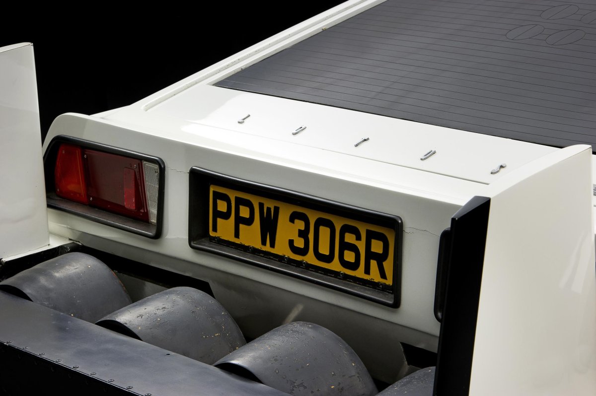 Lotus Esprit 007 James Bond