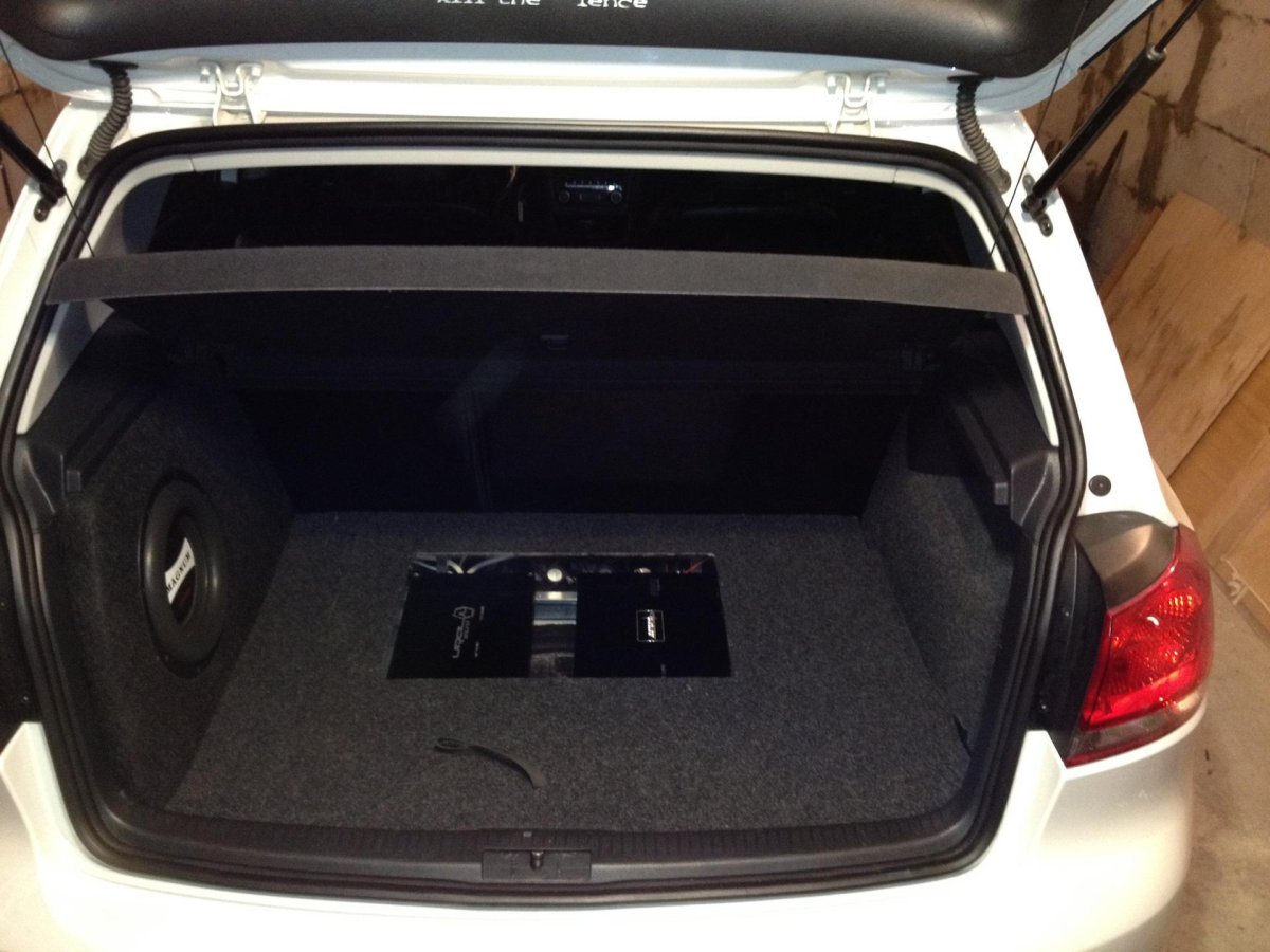 VW Golf 6 багажник