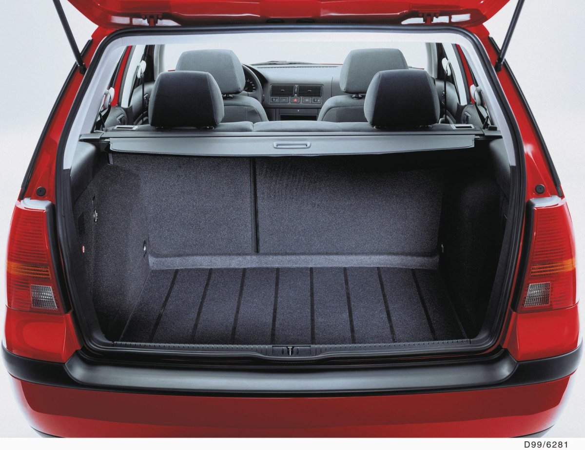 Volkswagen Golf 3 багажник