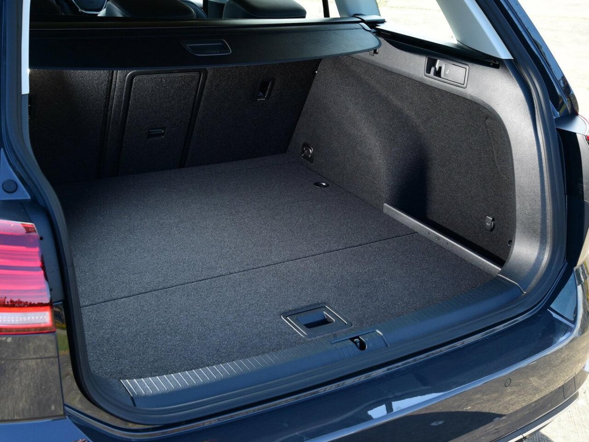 Фольксваген гольф 2020 багажник