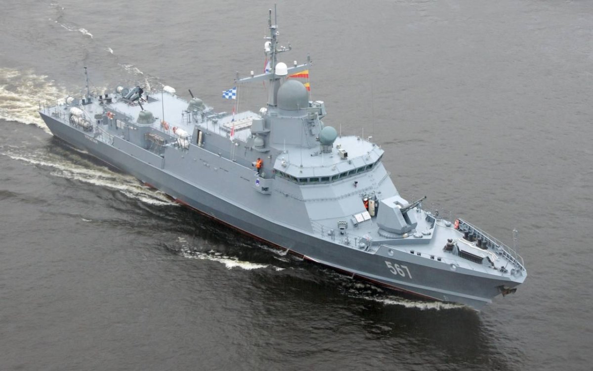 Малый Корвет 22800