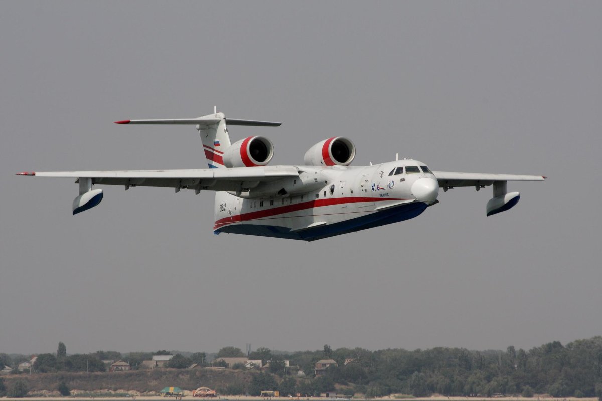 Бе-200 гидросамолёт